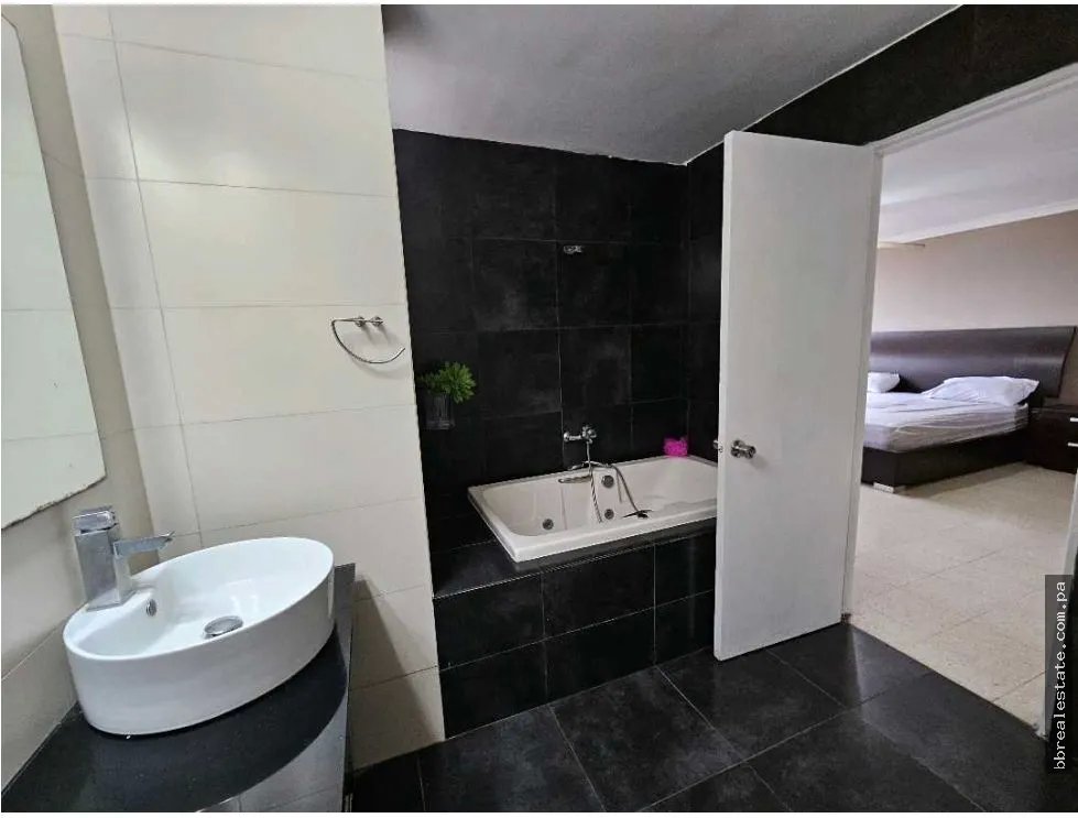 Apartment for sale in Marbella