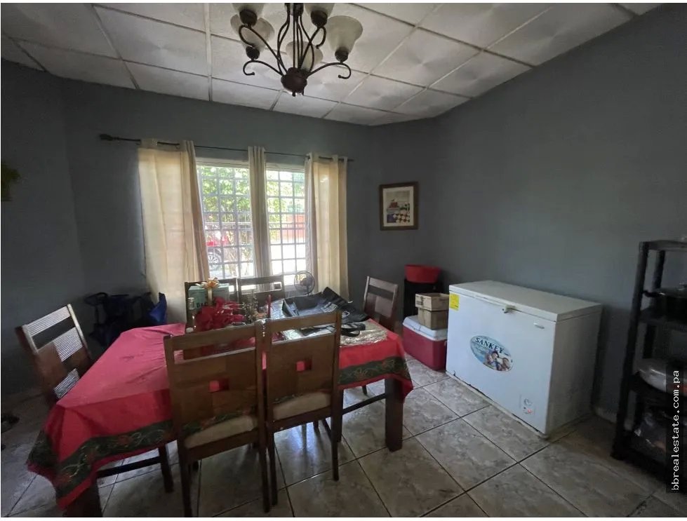 Single Family House for sale in David