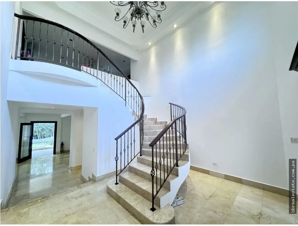 Single Family House for sale in Costa del Este