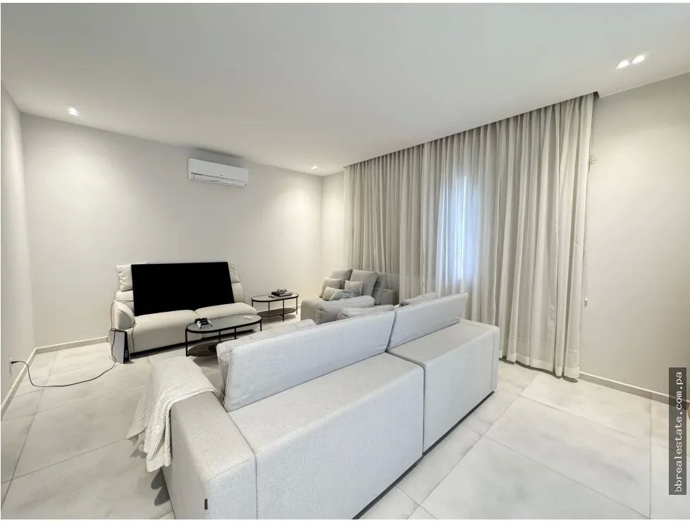 Venta de casa en The Woods, Santa María