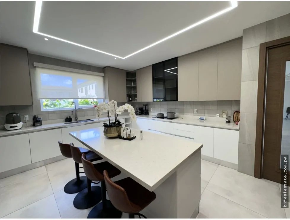 Venta de casa en The Woods, Santa María