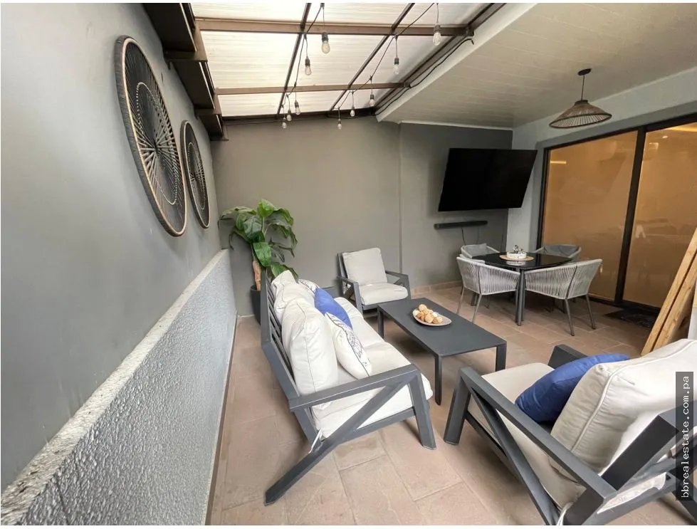 Venta de Casa en Urb. Vallarta, Brisas del Golf