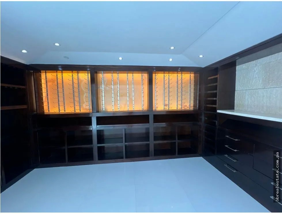 Venta de Casa en Costa del Este, Residencial Begonias