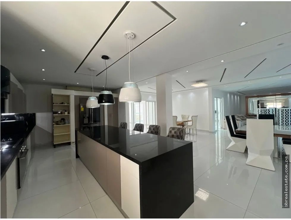 Venta de Casa en Costa del Este, Residencial Begonias