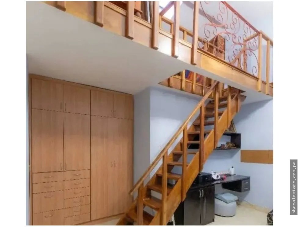 Se vende casa en Obarrio - Residencia o Comercial