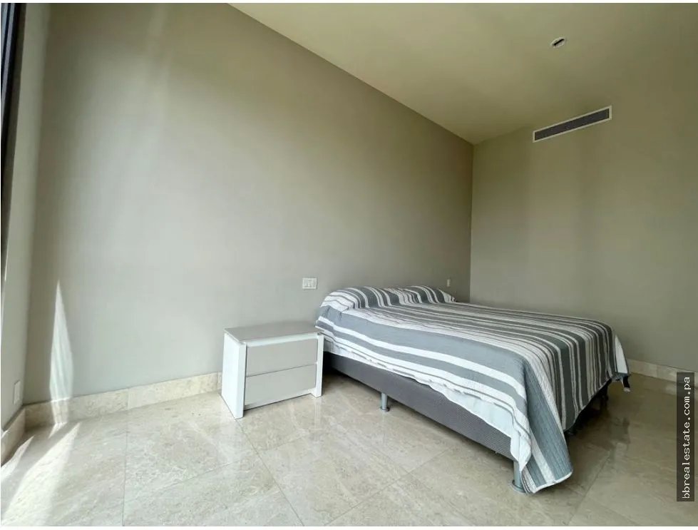Apartment for sale in Santa Maria