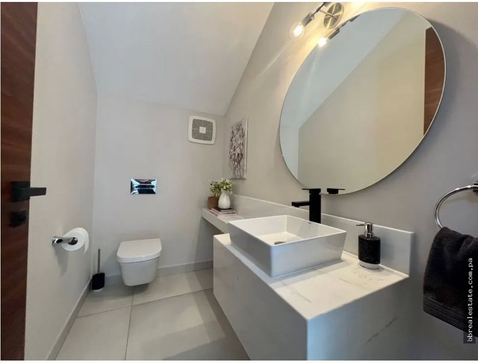 Apartment for sale in Santa Maria
