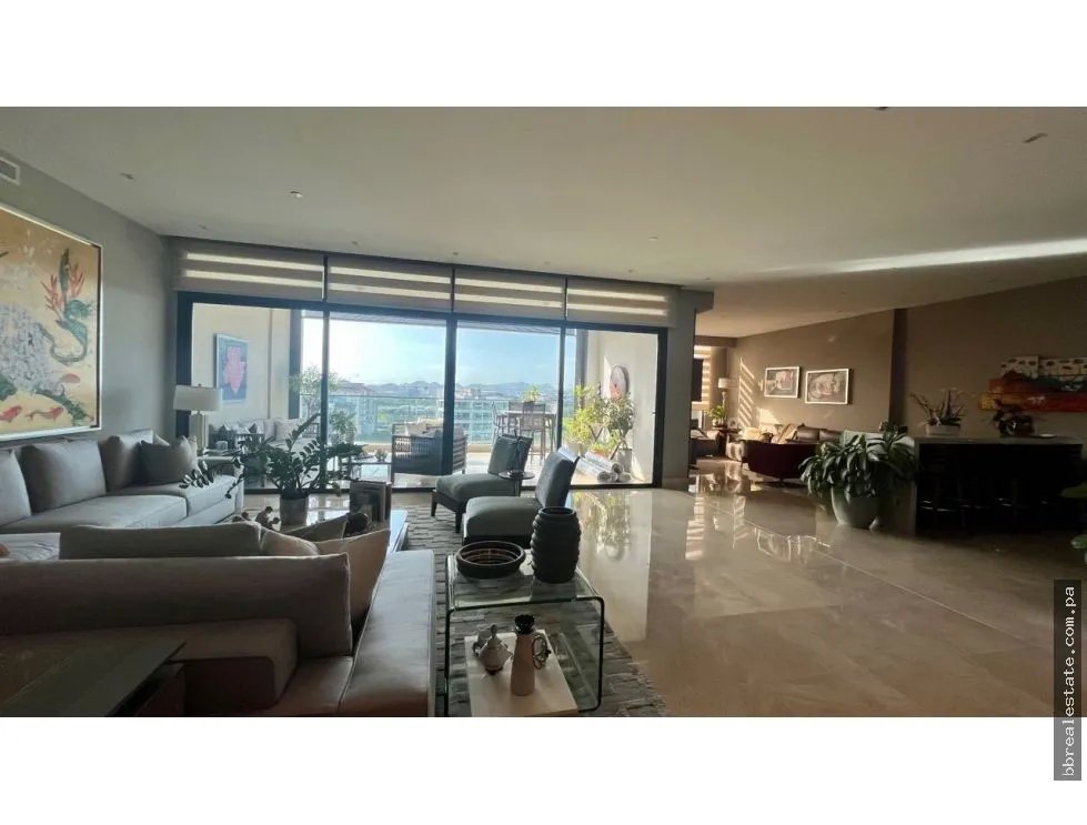 Apartment for sale in Santa Maria