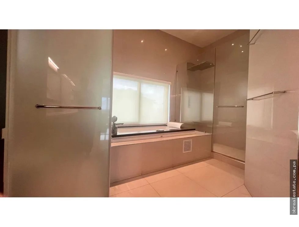 Venta de casa en Costa del Este, La Toscana