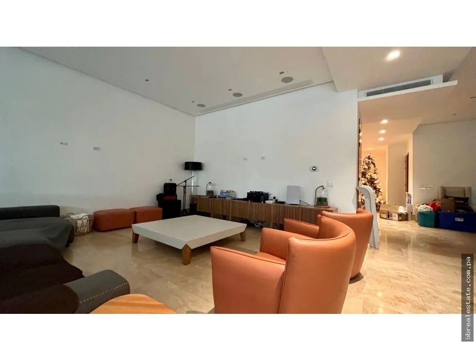 Apartment for sale in Santa Maria