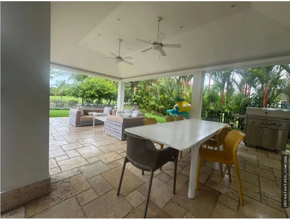 Apartment for sale in Santa Maria