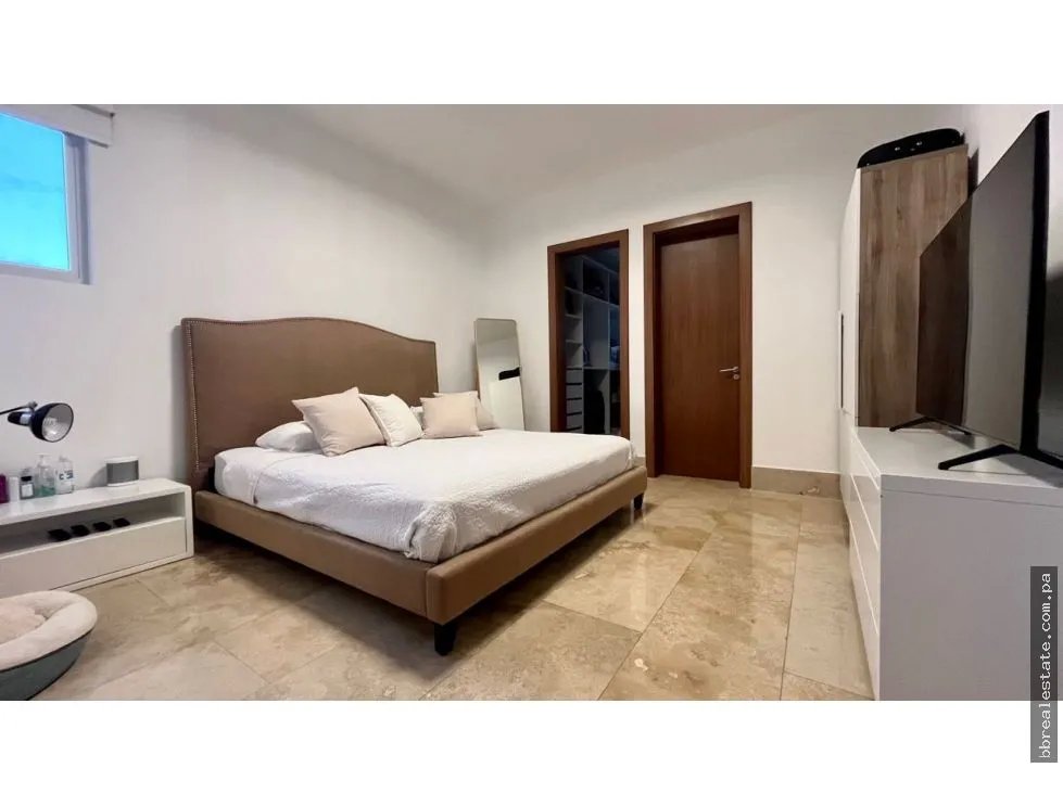 Apartment for sale in Santa Maria