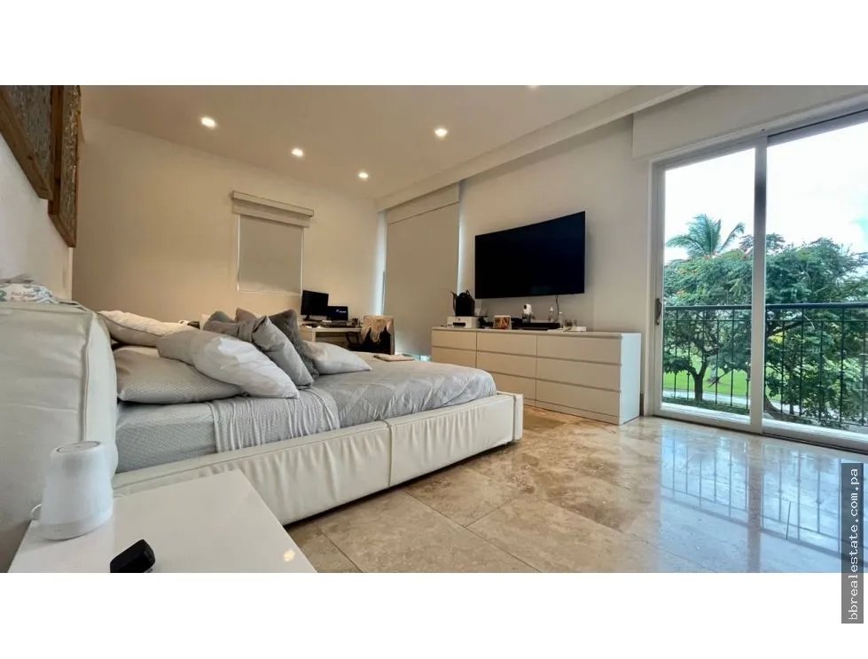 Venta casa en Santa Maria