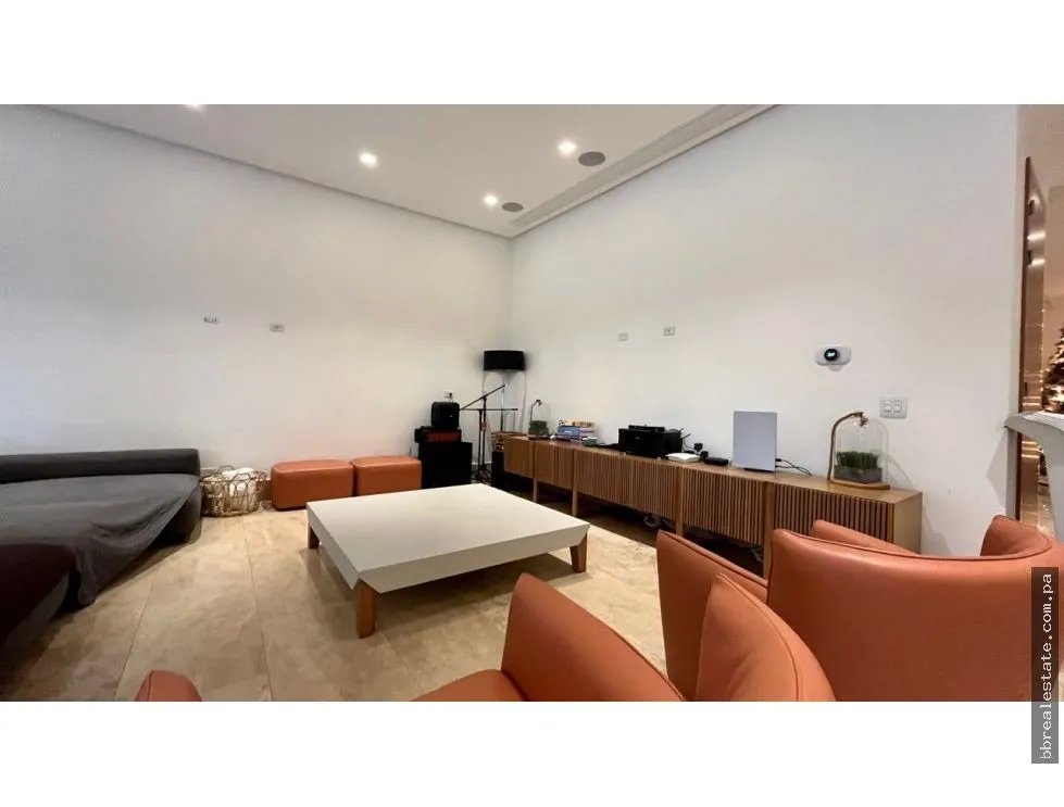 Venta casa en Santa Maria
