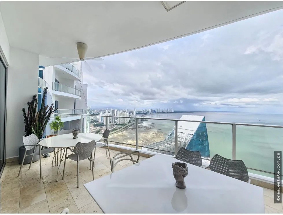 Venta de Penthouse en Punta Pacífica, PH Pacific Village
