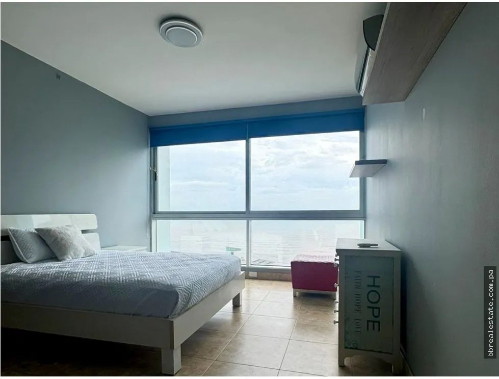 Venta de apartamento en Costa del Este, Ph Titanium