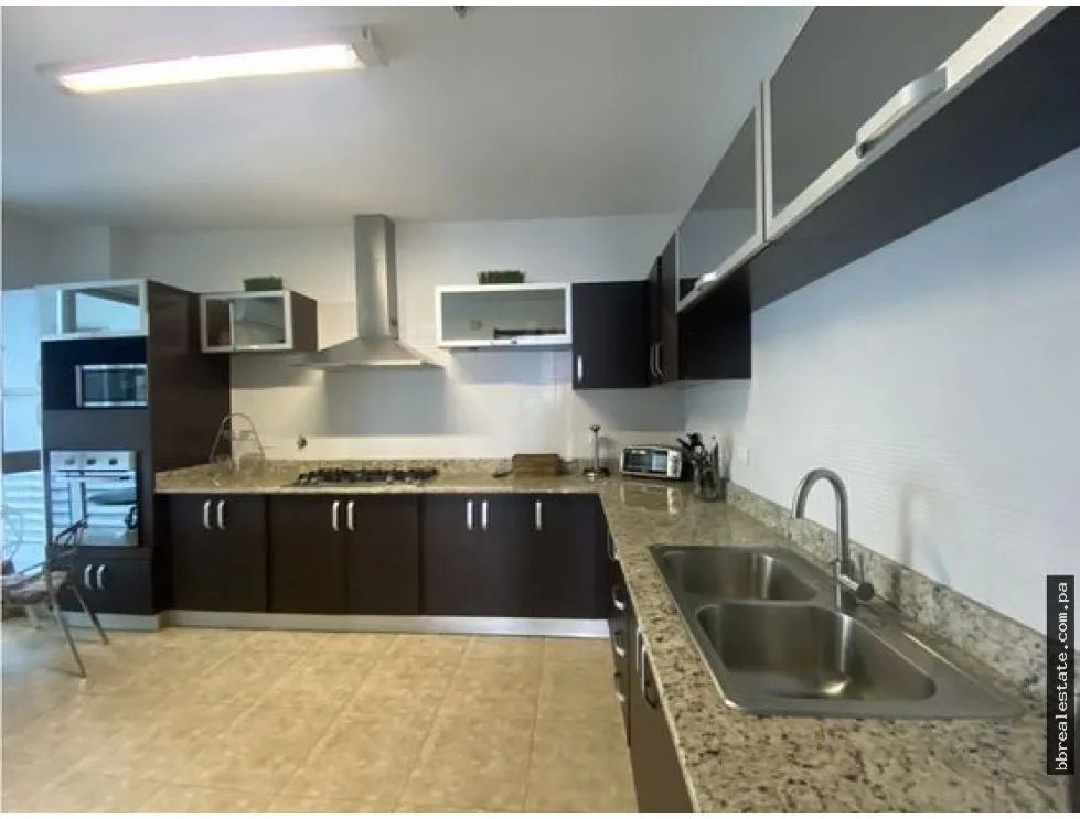 Venta de apartamento en Costa del Este, Ph Titanium