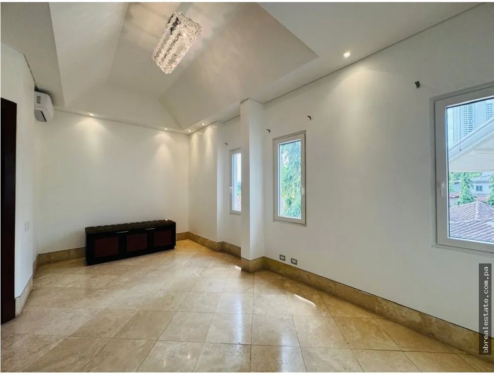 Venta de casa en Costa del Este, Residencial Balmoral