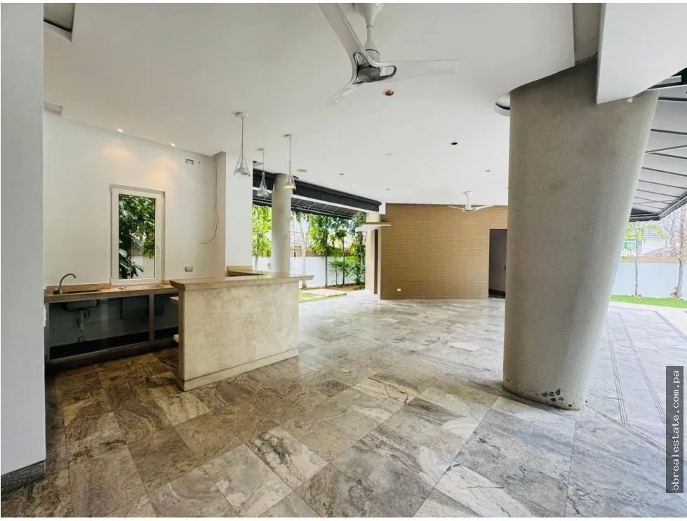 Venta de casa en Costa del Este, Residencial Balmoral