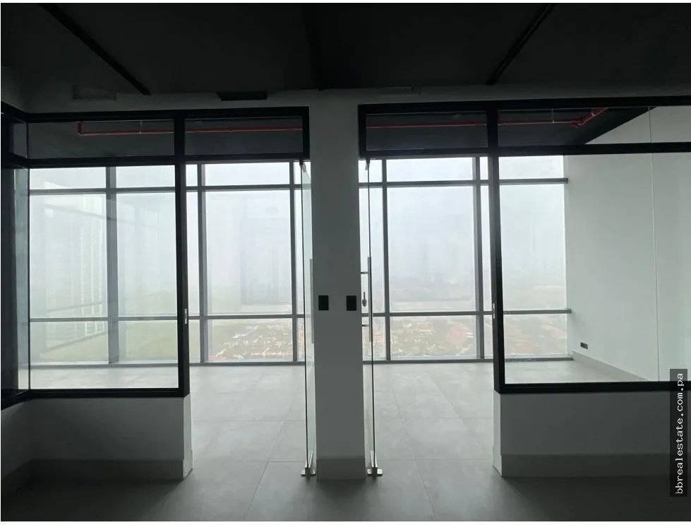 Office for rent in Costa del Este