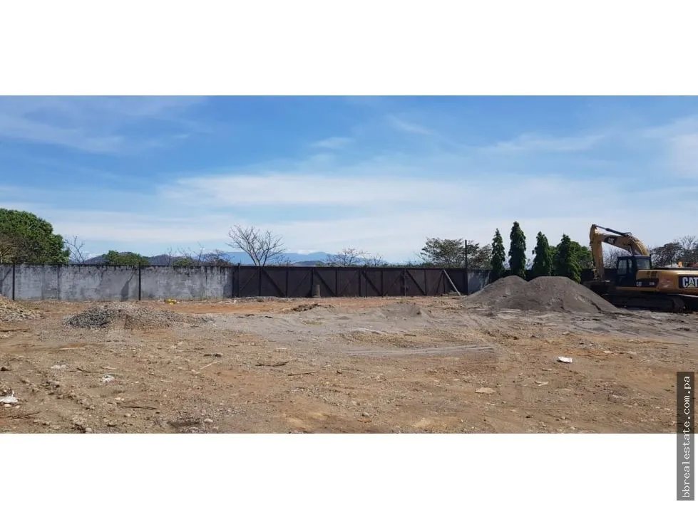 Venta de terreno con oficina en vía interamericana, David, San Pablo