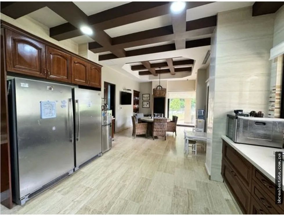Alquiler de casa amoblada en Clayton