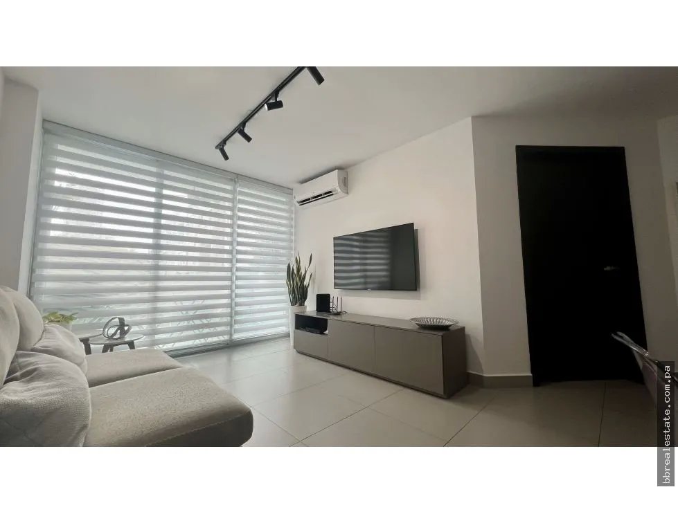 Apartment for rent in Altos del Golf