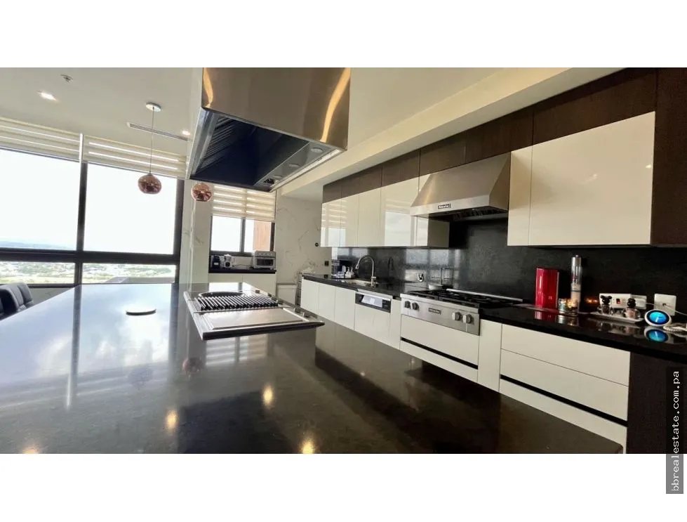 Venta de penthouse en Santa María