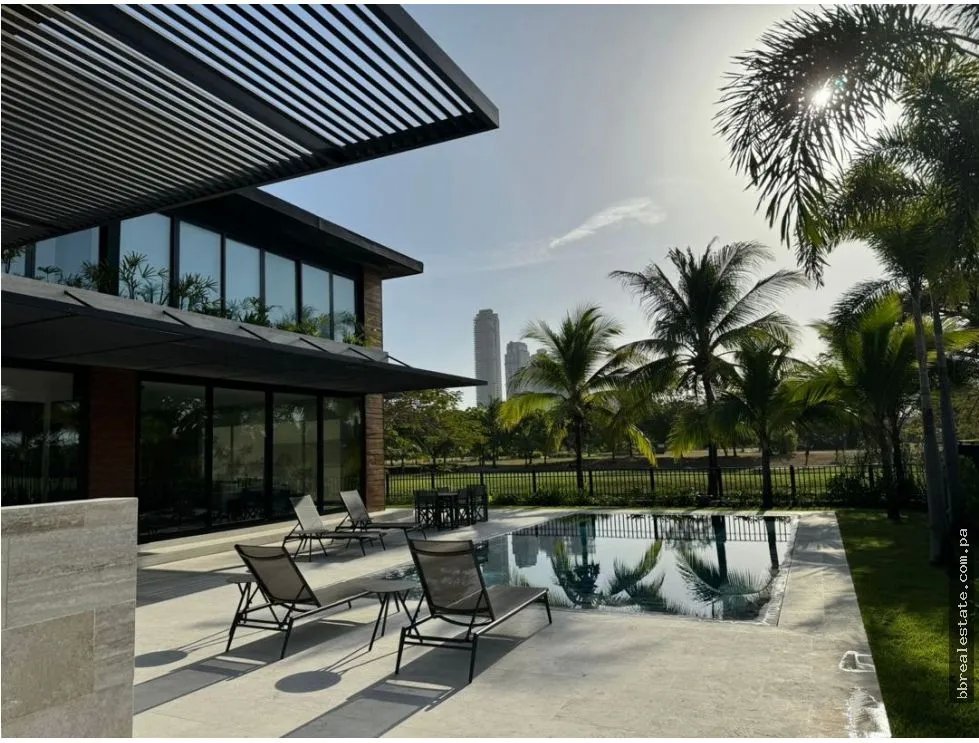 Venta de casa en Santa María