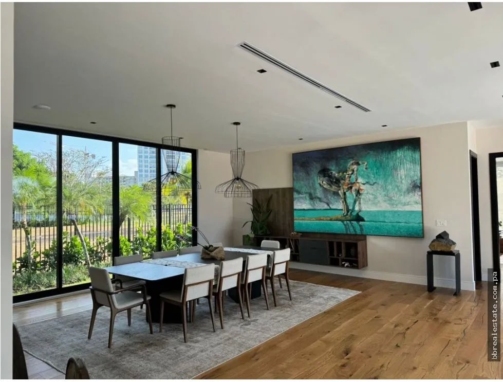 Venta de casa en Santa María