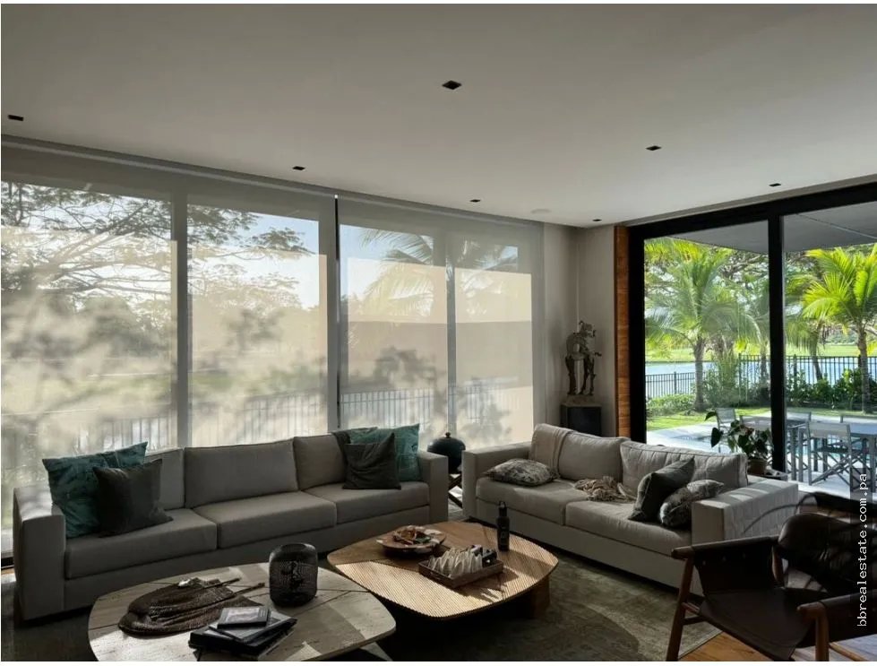 Venta de casa en Santa María