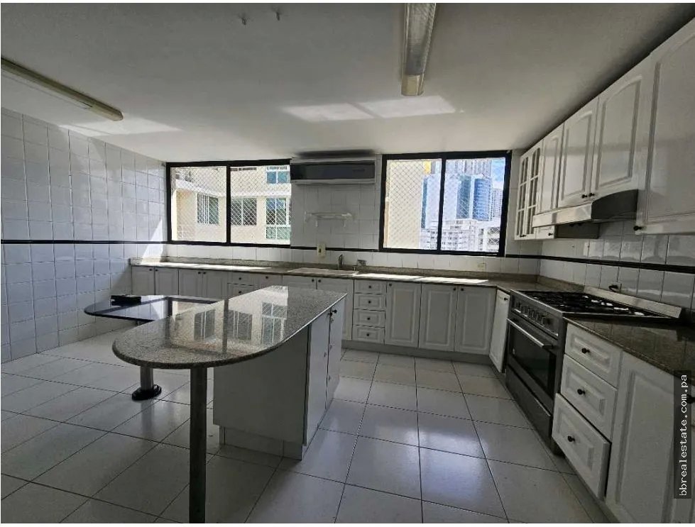 Apartment for sale in Marbella