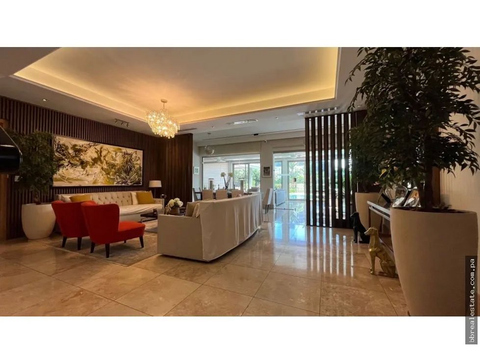Venta de casa en Santa María
