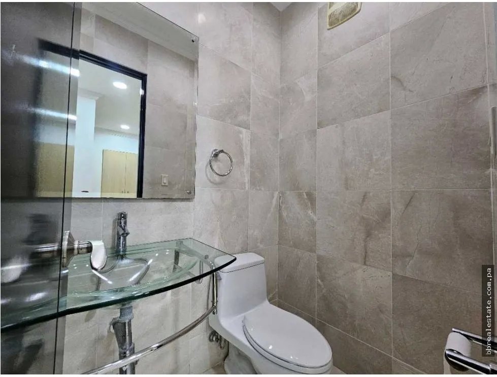 Venta de apartamento en Punta Pacifica, Ph Pacific Village