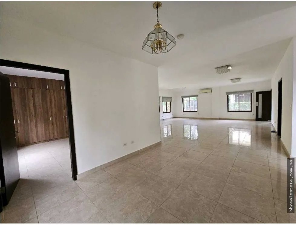 Venta de Casa en Clayton , Ph Senderos Camino de Cruces