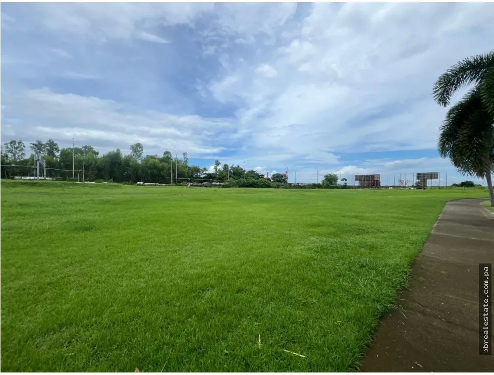 Venta de terreno en  Costa del Este, Primera línea al mar