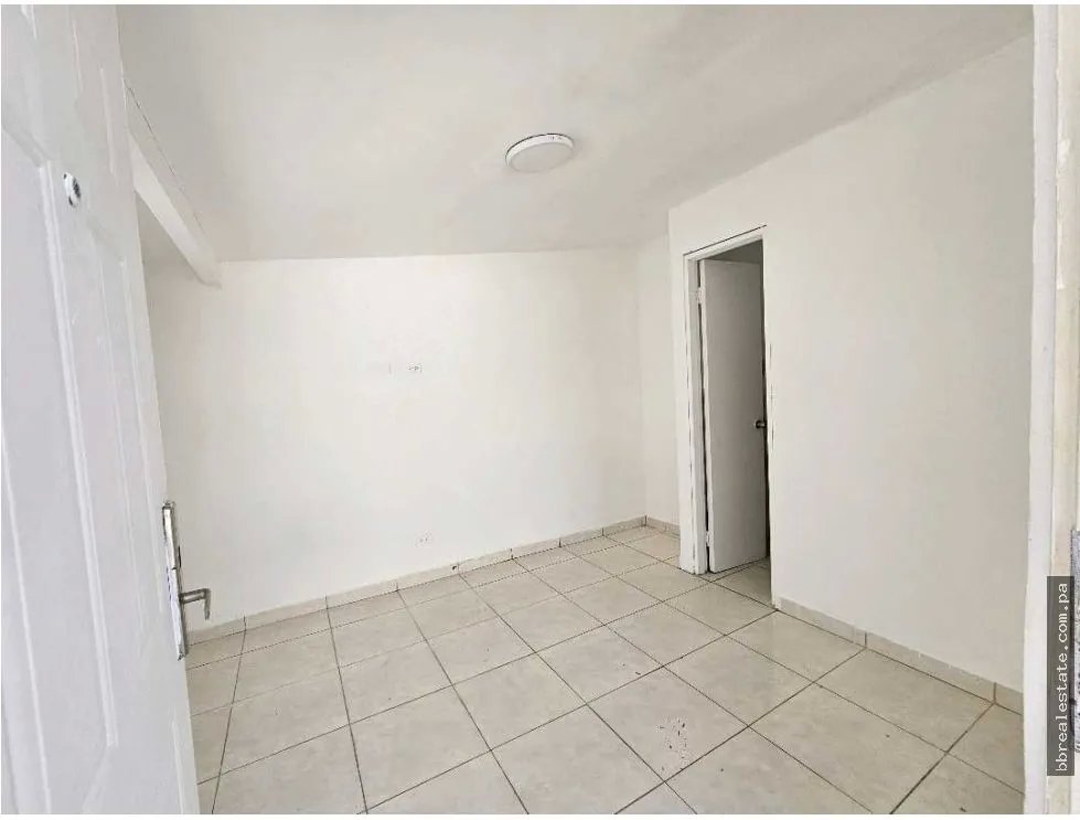Venta de casa en Hato Pintado, Calle Sauces