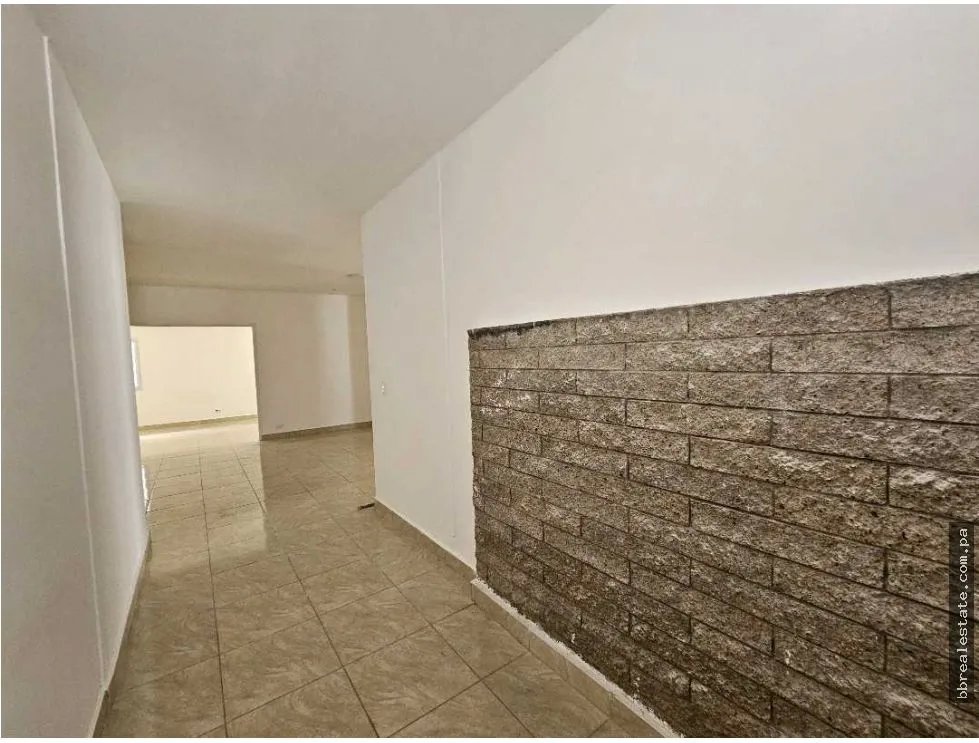 Venta de casa en Hato Pintado, Calle Sauces