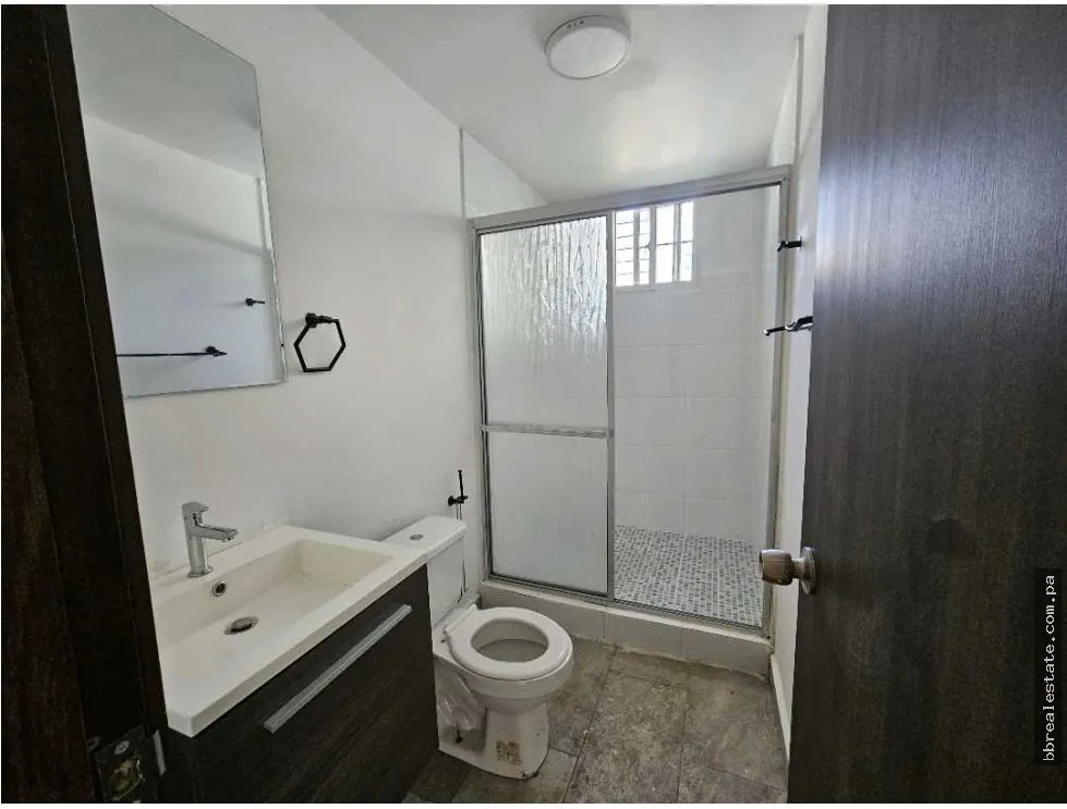 Venta de casa en Hato Pintado, Calle Sauces