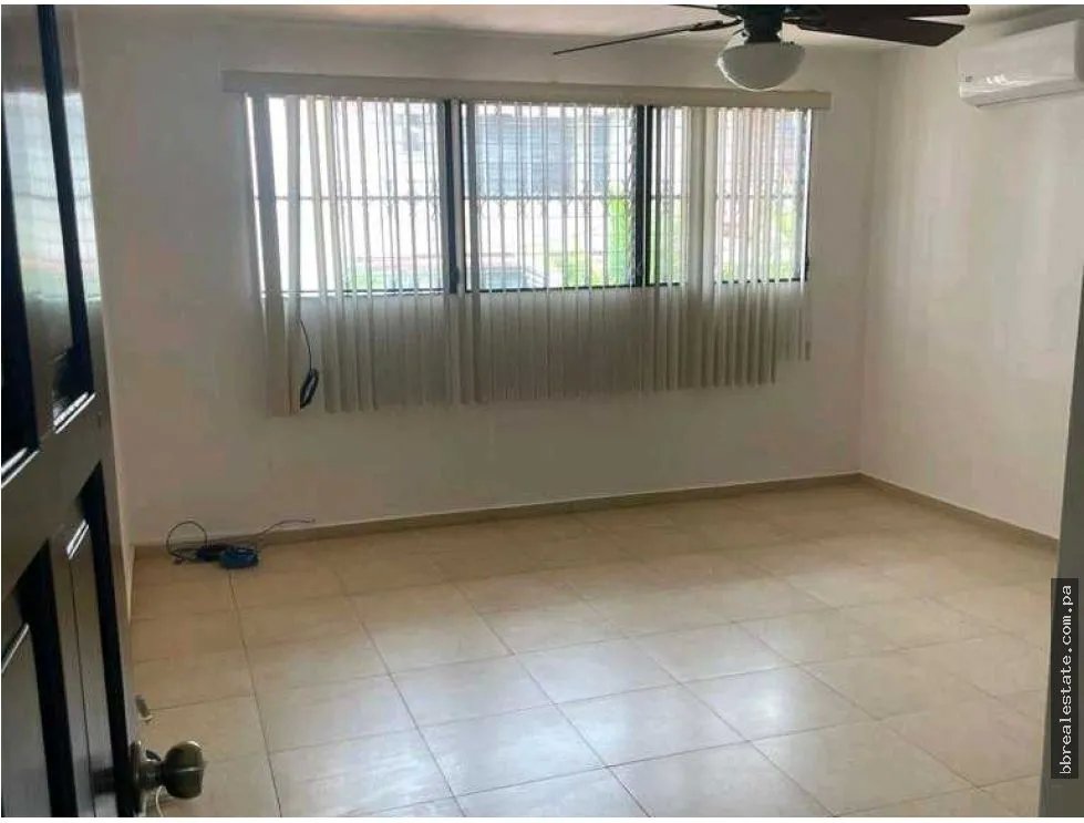 Single Family House for rent in La Alameda