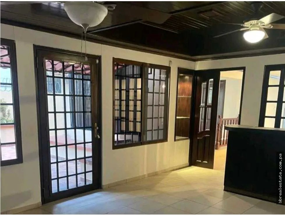 Alquiler de Casa en la Alameda , Calle principal