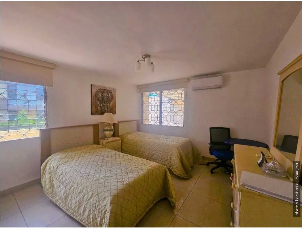 Venta de apartamento en Obarrio, Ph Monaco