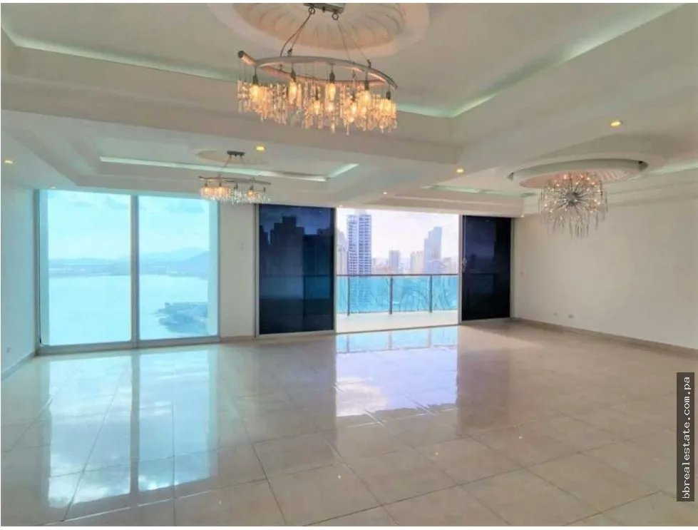 Apartment for sale in Punta Pacifica