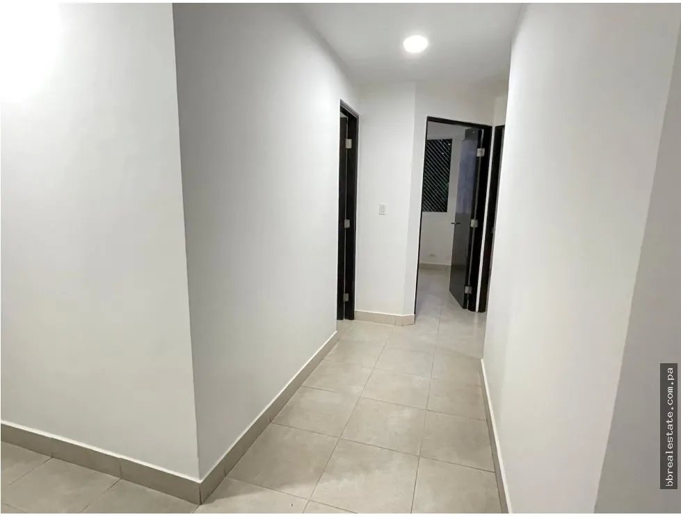 Apartment for sale in Edison Park