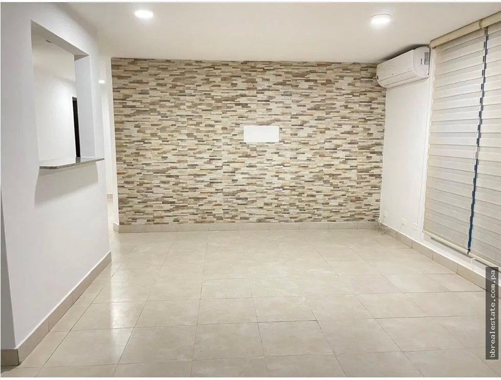 Apartment for sale in Edison Park