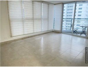Apartment for sale in Edison Park