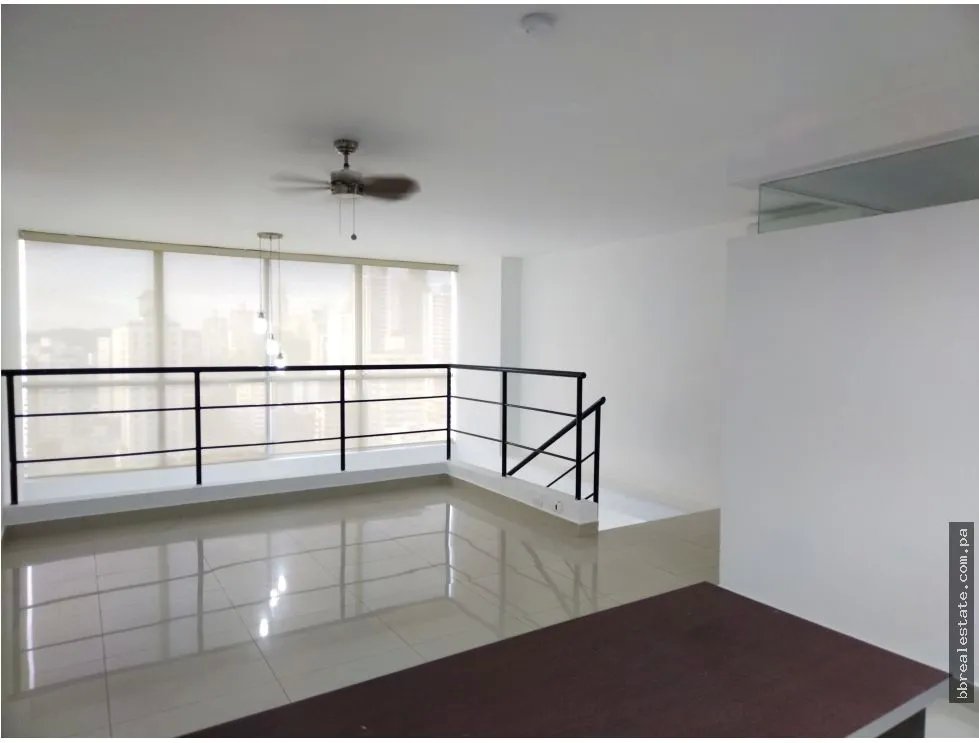 Venta de Apartamento en PH Vitro Loft, El Cangrejo