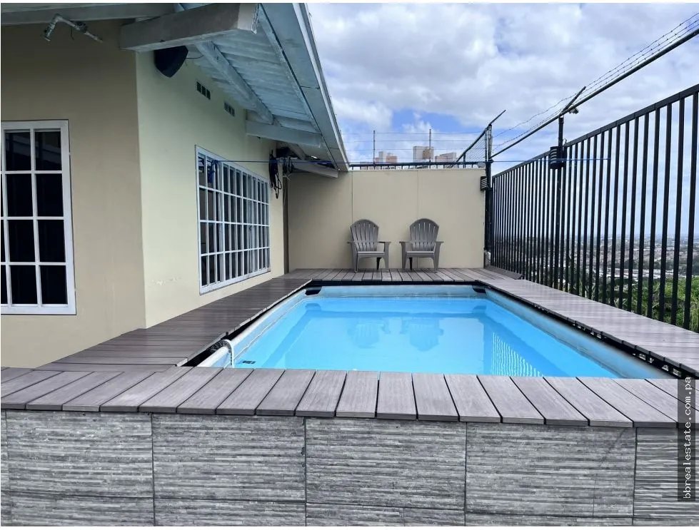 Venta de casa en Villa Lucre, Ph Altos de San Rafael