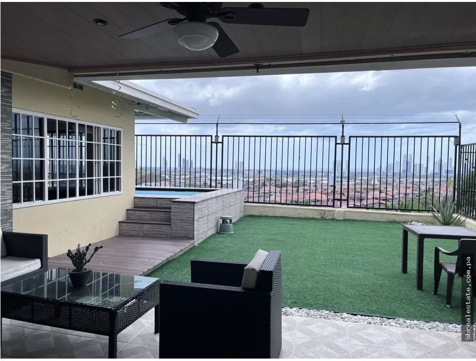 Venta de casa en Villa Lucre, Ph Altos de San Rafael