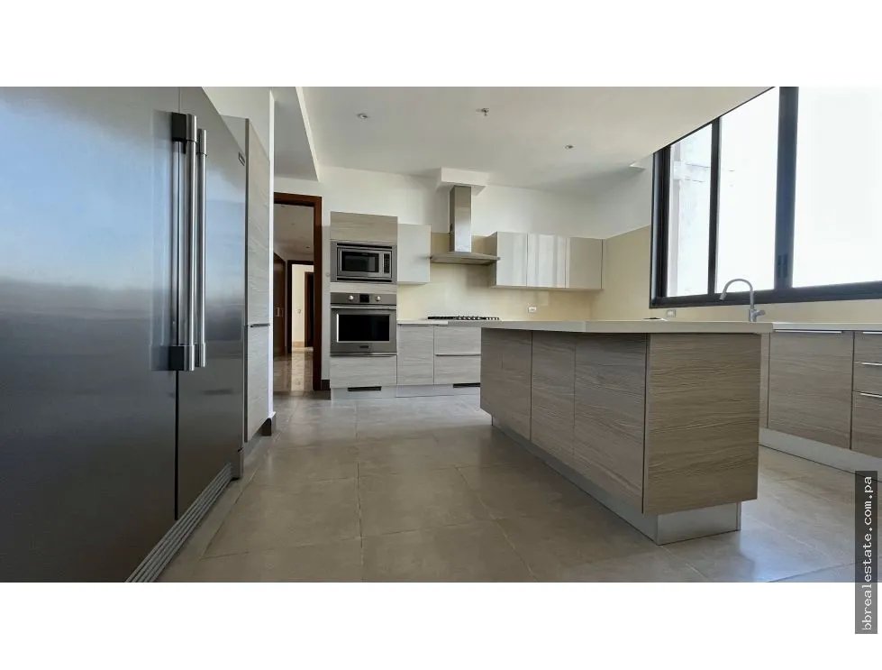Apartment for rent in Santa Maria